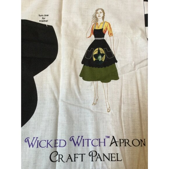 Wizard of Oz Fabric Panel And instructions for DIY Wicked Witch Apron Pockets - Picture 2 of 7